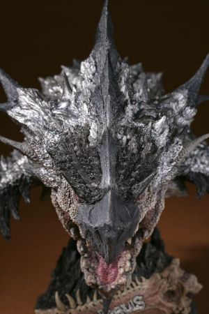 MONSTER HUNTER リオレウス 希少種 完成品